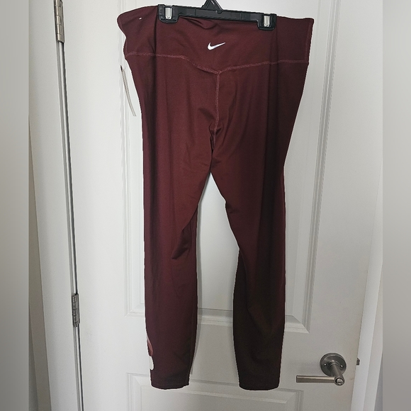 Nike women's leggings size 2X - Picture 2 of 4